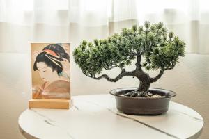 Shinjuku Area Top-Tier Luxury, 4 min Walk to Station, Stay in a Traditional Japanese Beauty Ukiyo-e Art Villa, Shinjuku 13 min, Sleeps 8, Entire New 3BR House, 60sqm, Free Parking, Roppongi and Tsukiji direct access