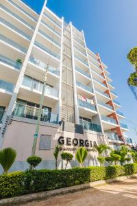 Rooftop pool hot showr 5mn walk2 Severin &Gokart