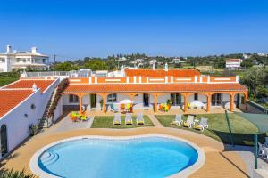 Villa Solar dos Salgados by Villa Plus