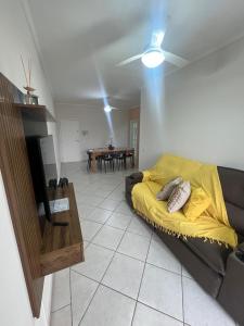 Amplo Apartamento com Piscina em Ubatuba Itaguá