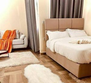 Shiks Lakeview studios and one bedroom apartments