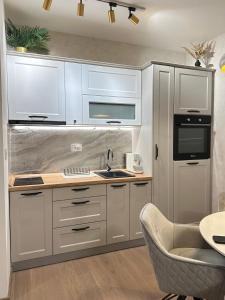 Palisad Hills Residence