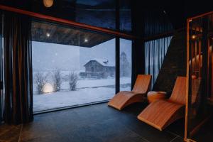 Czorsztyn Prestige Osada - luksusowe apartamenty dla dorosłych i dzieci od 12 lat - z bajkowym widokiem na jezioro