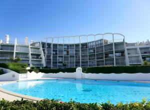 Studio 4 pers, 1ère ligne, Vue mer latérale, Piscine