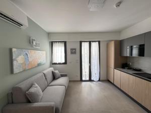 Palms Beach Pesaro Residence