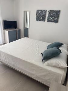 Palms Beach Pesaro Residence