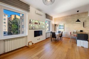 Comfort-Moderno and Parking