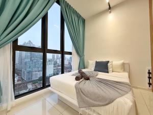 Majestic Unique Studio Suite with Infinity Pool