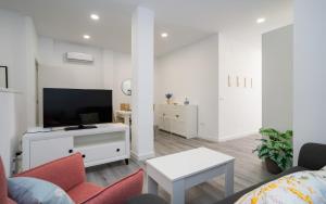 Estudio Holidays & Home El Palo 8A, 400 m playa