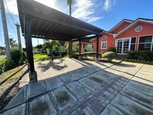 Villa in Hartland Estates, Priory Ocho Rios JA