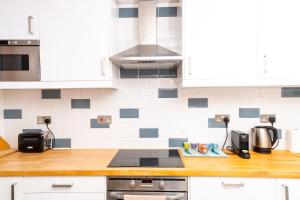 Modern 1BDR Retreat Near Queens Park In Brighton