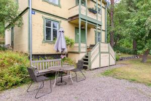 Historic apartment by the water STHLM