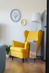 Title Halo Lemon Sky Naiyang Gym Pool Hammam