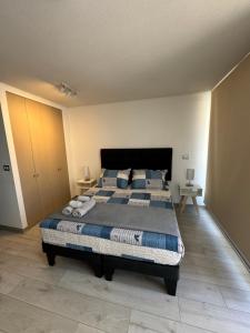 Departamento moderno con ubicación privilegiada en el centro de Santiago, cercano a Palacio De La Moneda y lugares turísticos de la ciudad