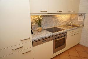 Blockhaus mit Wintergarten in Strandnähe