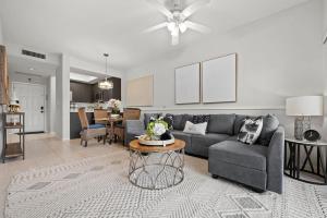 Lovely 2 Bedroom Condo with Tennis Courts & Pool