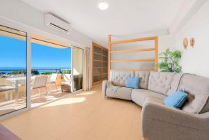 Apartamento en Elviria con vistas al mar