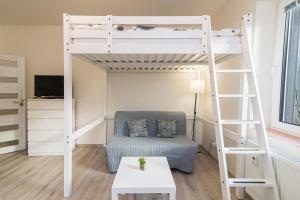 Za radnicí 6 by Mountain ways