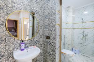 Riad Bollywood-Golden Stay D