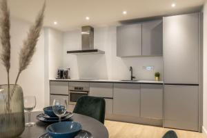 Modern Lower-Ground Apartment in Rotterdam West