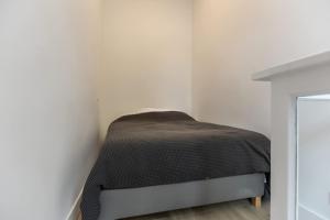 Modern Lower-Ground Apartment in Rotterdam West