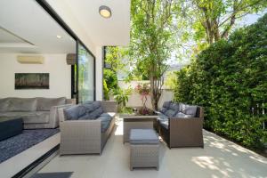 Phuket villa in Laguna