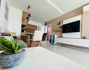 Apartment for guests Panorama - first line sea