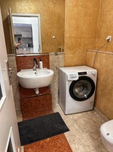 Warsaw Heart Apartments free parking