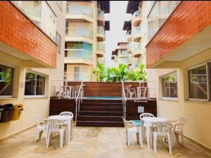 Lindo apartamento na Praia Grande de Ubatuba, 3 dormitórios, a menos de 100m da praia