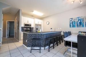 Condomínio Encantada c Piscina & Vista ao Lago