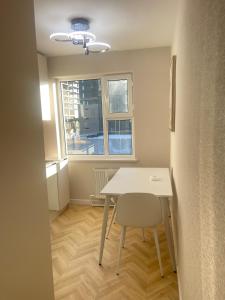 Downtown Gem, Central, Newly renovated, modern