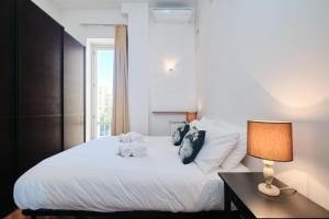 5 minutes from the Colosseo - Free Wi-Fi & Netflix