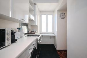 5 minutes from the Colosseo - Free Wi-Fi & Netflix