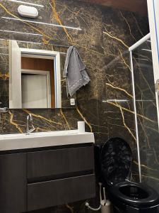 Apartamento vista montanha, 10 min Praia!