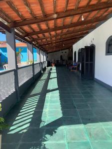Casa ampla a 6 min da praia massaguasu