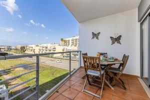 Sea La Vie Beach & Golf Apartment