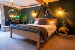 3 Bed in Wotton-under-Edge oc-l33488