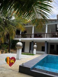 Villasiri and Leon Beach Paradise