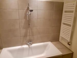 vue imprenable sur lEscaut et le pont de fer