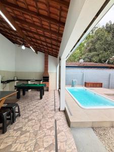 Casa verde Ubatuba ao lado da praia da Enseada e Santa Rita