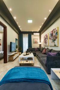 ArtHaus Gallery Stay