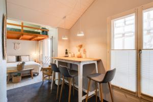 Bijou du Lac - mit Pool und Privatstrand