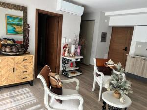 1 bedroom Greenwood residence APT A112