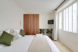 Beautiful apartment Eiffel Tower - L023