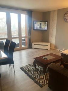 F3 Au pied des quais avec balcon et parking privatif