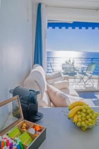 Bord de mer- Plage -Antibes Juan