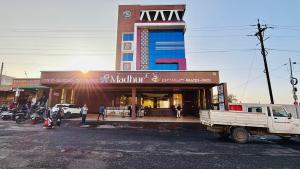 Hotel Madhur Pithampur