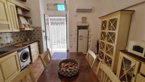 Mattinata, antico pianoterra ristrutturato in pieno centro storico