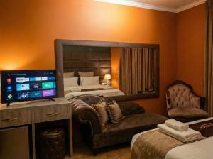 Artist City Center Hotel