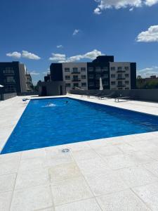 Ezeiza Garden Home 04